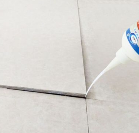 兴化瓷砖空鼓维修公司分享卫生间瓷砖脱落的原因可能有以下几点